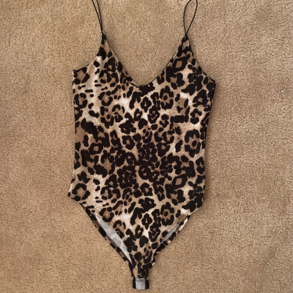 Gaze Body suit cheetah print size xs